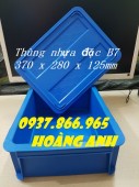 Giá thùng nhựa đặc, hộp nhựa đặc có nắp, khay nhựa b7 chuyên dùng trong công ngh