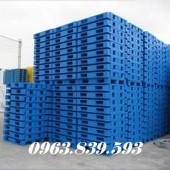 pallet nhựa, palet để kho, pallet nâng hàng, pallet siêu bền, pallet có chân