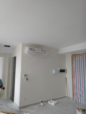 Máy lạnh treo tường SHARP có thiết kế nhỏ gọn, thuộc dòng sản phẩm 1 chiều lạnh